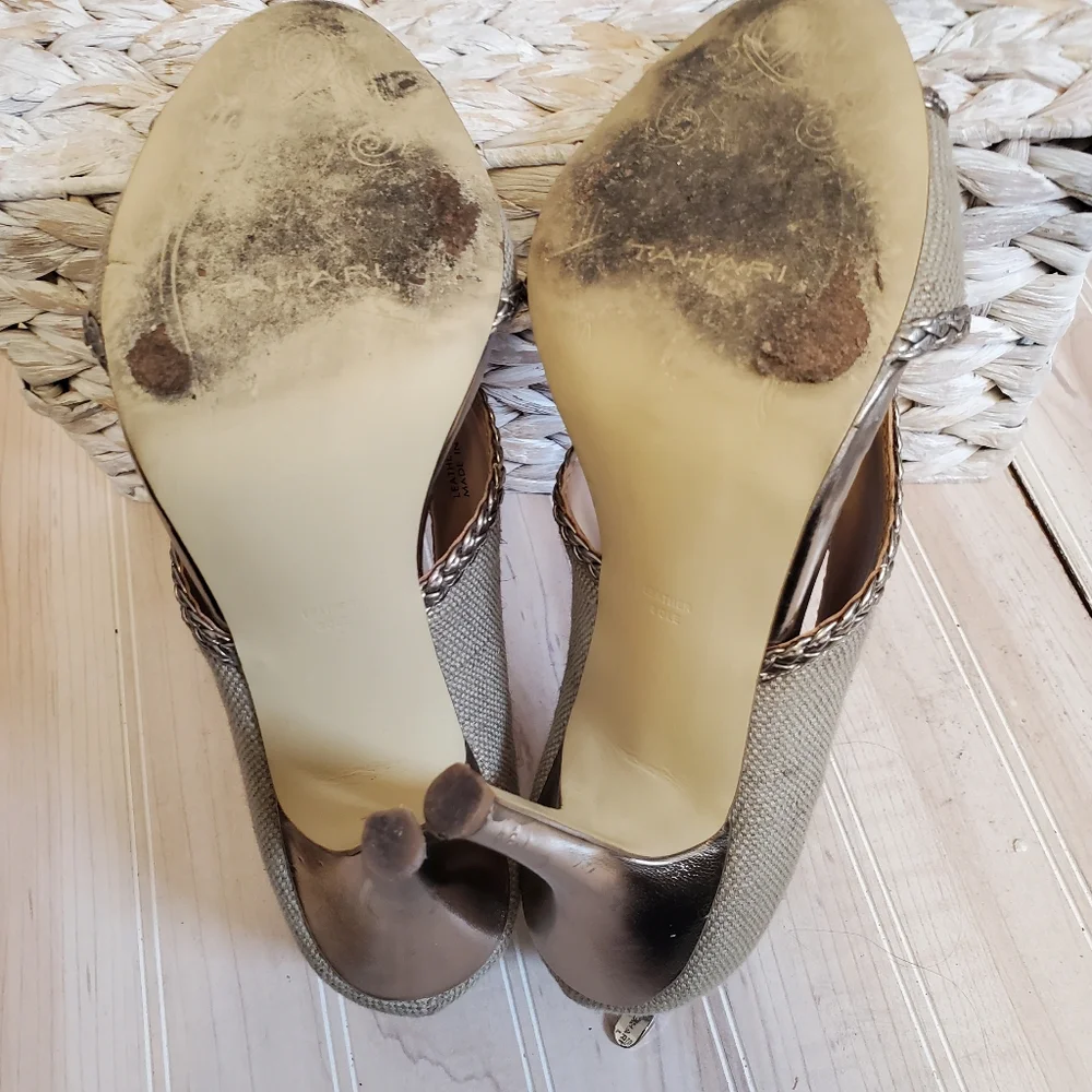 Tahari Gold Loretta Peep Toe Pumps Heels Taupe Size 6.5 Stiletto Party Going Out